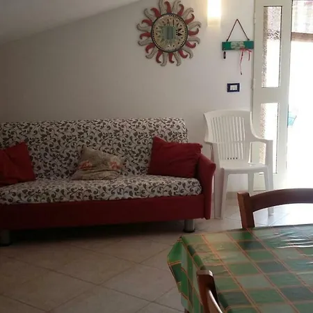Holiday home Casa Vista Mare Punta Braccetto *